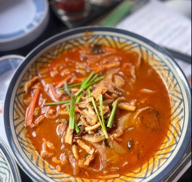 Mì hải sản cay Hàn Quốc tại DOYA Quận 1