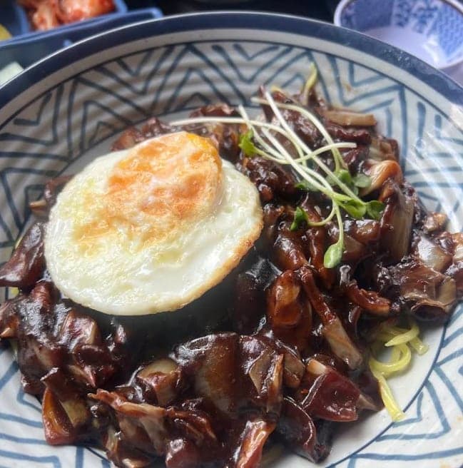Mì tương đen Hàn Quốc tại Quận 1